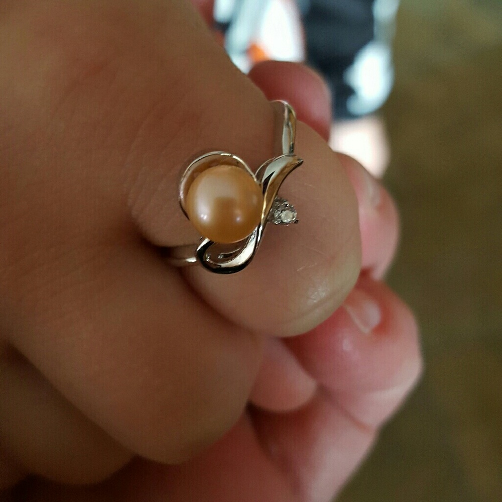 Vantel Pearl ring
